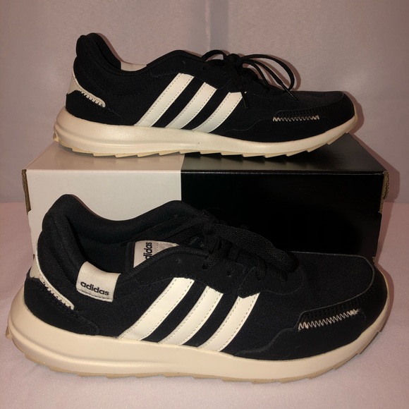 adidas retrorun shoes